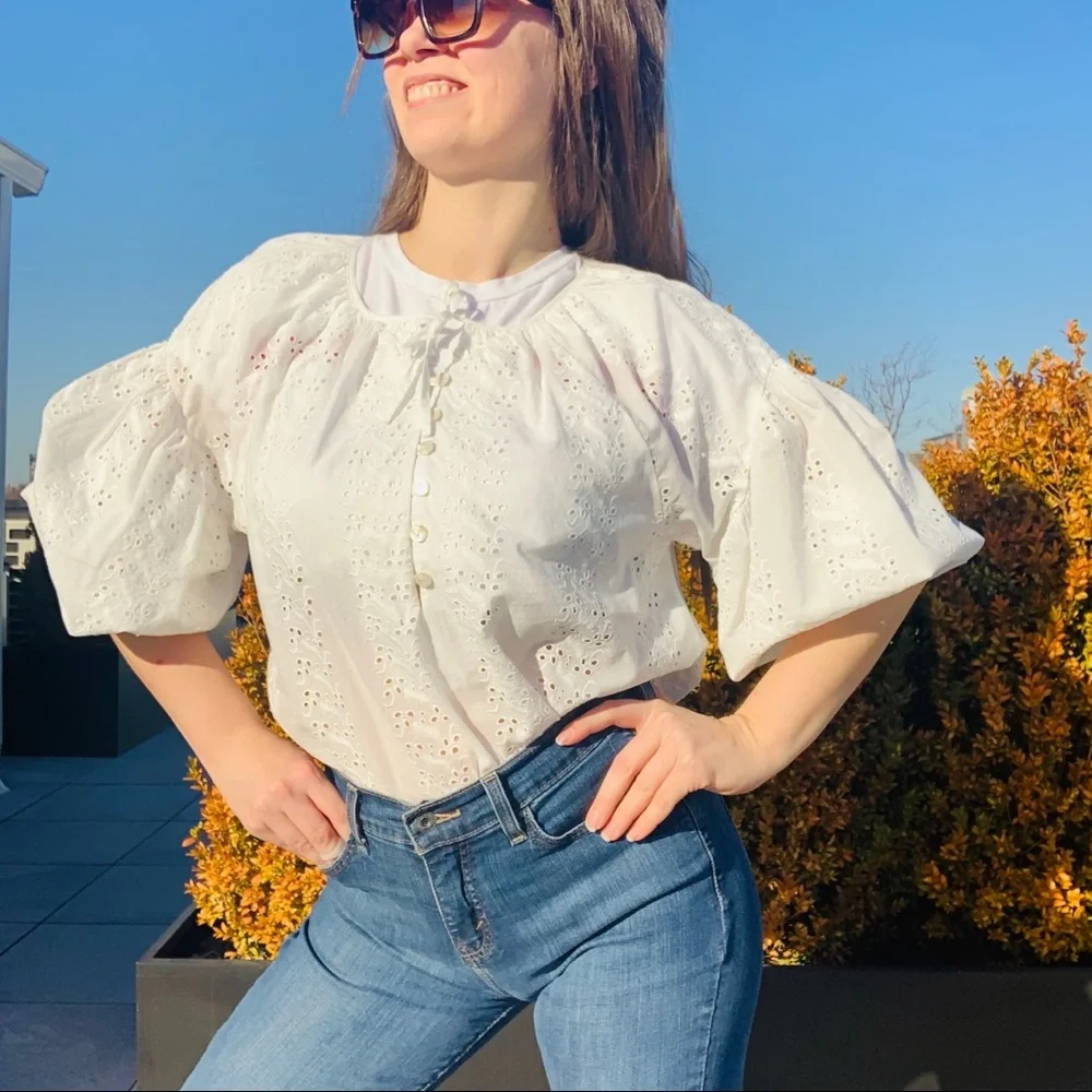 UO Victorian Puff Bishop Statement Sleeve Floral Pattern Pirate White Top Blouse - Picture 13 of 16